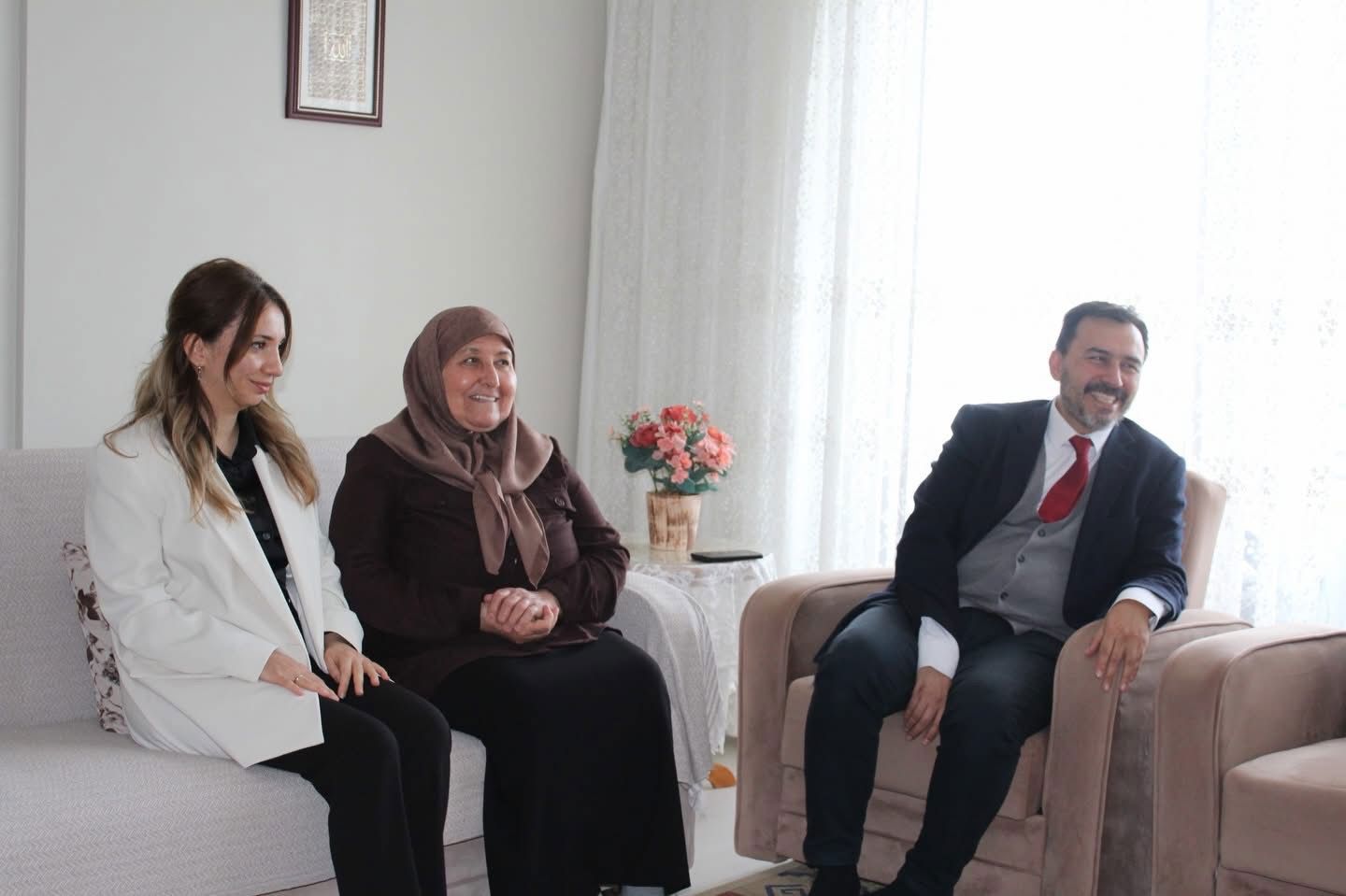 Aziz Şehidimiz Yalçın SEVİNDİ’nin Ailesine Ziyaret - fotoğraf 3