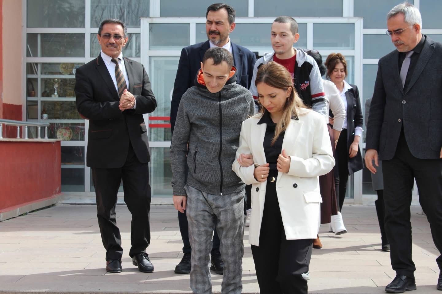 Saha Ziyaretleri – Aksaray Bakım, Rehabilitasyon ve Aile Danışma Merkezi - fotoğraf 3