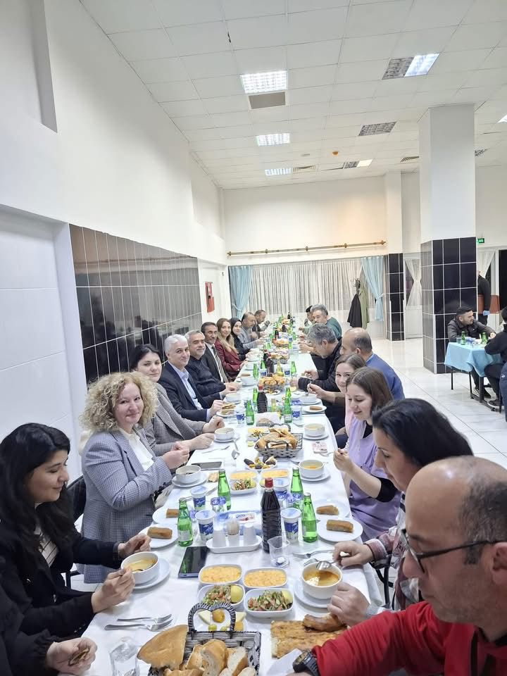 Özel Çocuklarımızla İftar - fotoğraf 2