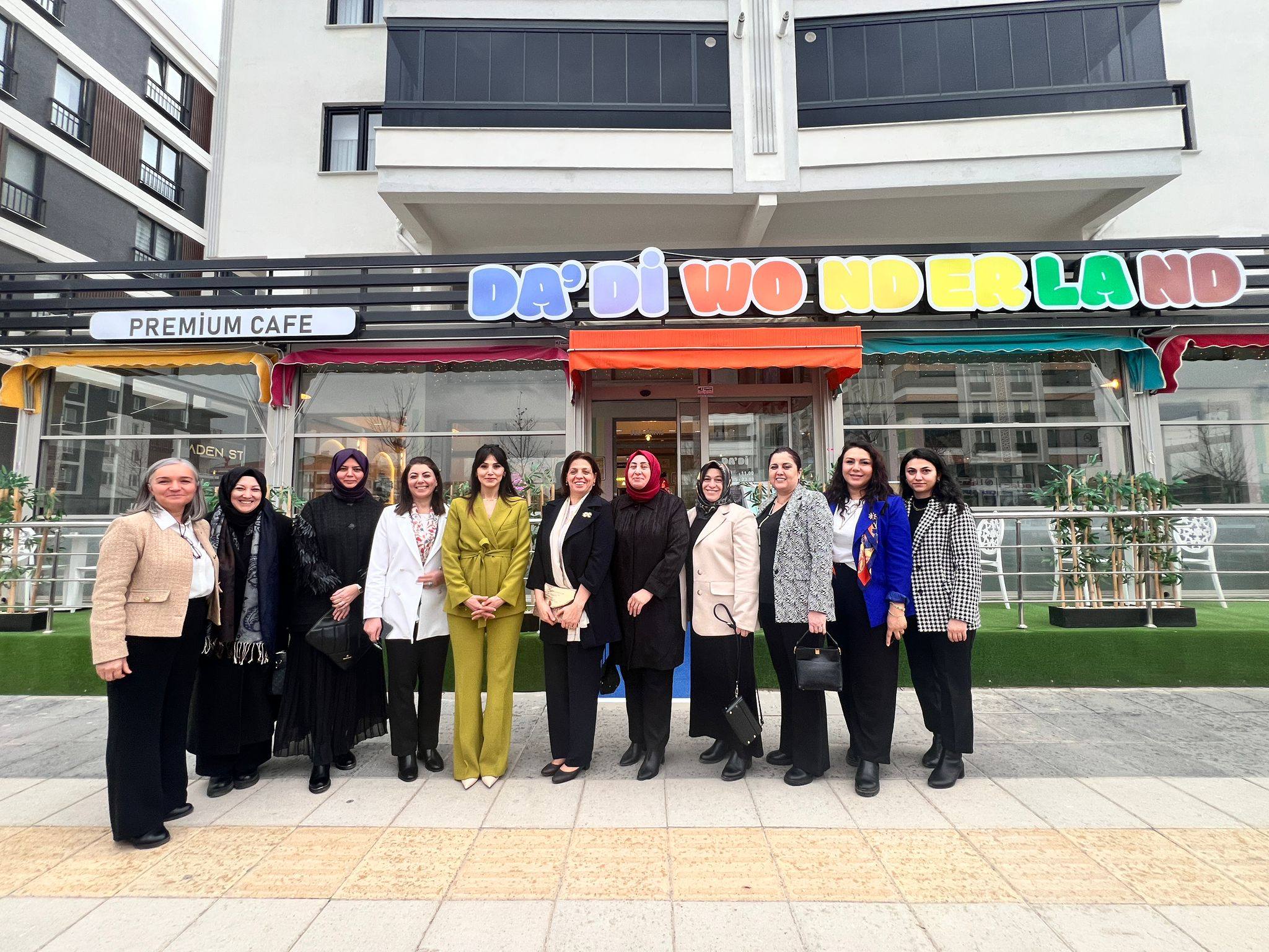 8 Mart Dünya Kadınlar Günü kapsamında kadın girişimciliğine dikkat çekmek ve kadınların iş hayatındaki yerini desteklemek amacıyla ilimizde faaliyet gösteren Dadi Wonderland işletmesine ziyaret gerçekleştirildi.