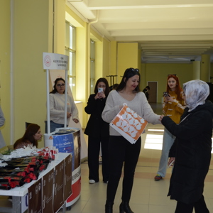 Kadınlar Günü Kapsamında Uşak Üniversitesinde Farkındalık Paneli Düzenlendi - fotoğraf 1