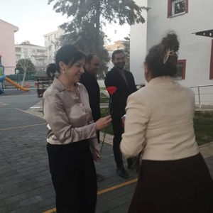 İl Müdürümüz Sayın Emine BÖÇKÜN, Kadın Personelimizin Kadınlar Günü’nü Kutladı - fotoğraf 1