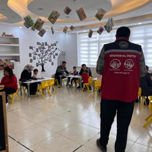 Bitlis Ailece Kitap Okuyor Projesi kapsamında çocuklarımız ve ailelerimizle birlikte kitap okuduk - fotoğraf 1
