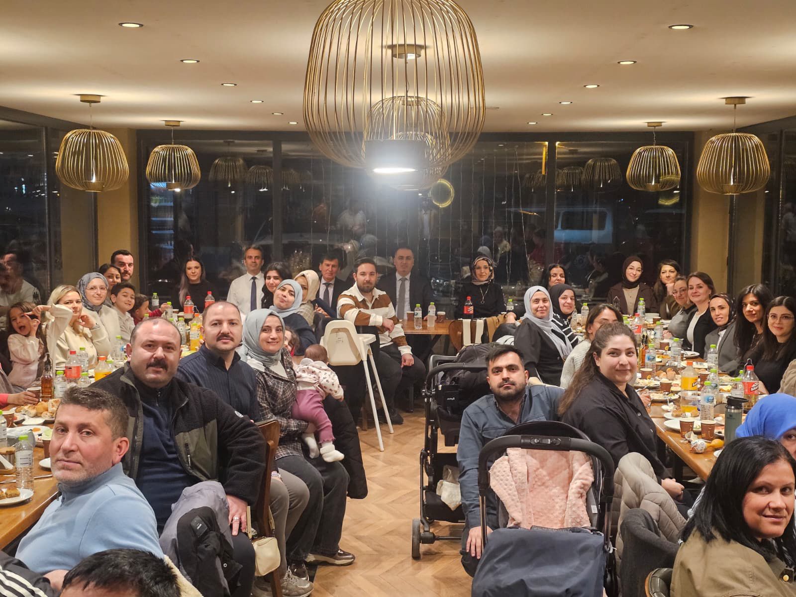 Müdürlüğümüz personelinin katılımıyla Ramazan ayının manevi atmosferini paylaşmak amacıyla iftar yemeği düzenlendi.