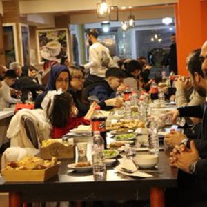 Koruyucu ailelerimiz ve kıymetli çocuklarımızla iftar sofrasında buluştuk. - fotoğraf 2