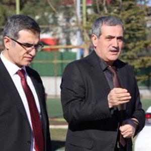 Sosyal Yardımlar GM’den Cemil İlbaş ve Bingöl SYDV’den Seyhan Savaş Yaraşır İl Müdür Yrd Hasip Akça ve kuruluş müdürlerimiz ile birlikte İl Müdürlüğümüze bağlı kuruluşları ziyaret etti - fotoğraf 3