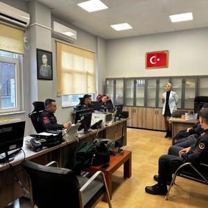 8 Mart Kadınlar Günü Kapsamında ŞÖNİM Tarafından Kamu Personeline Yönelik Bilgilendirme Programı Gerçekleştirildi - fotoğraf 1