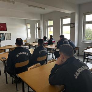 8 Mart Kadınlar Günü Kapsamında ŞÖNİM Tarafından Kamu Personeline Yönelik Bilgilendirme Programı Gerçekleştirildi - fotoğraf 2