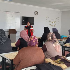 Altınova Köyü Kur’an Kursu kursiyerlerine “Aile Hukuku” Semineri - fotoğraf 1