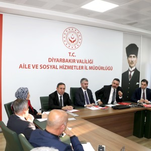 Bakan Yardımcımız Zafer Tarıkdaroğlu’ndan Şehit Yakınları ve Gazilerle İş Birliği Toplantısı - fotoğraf 3