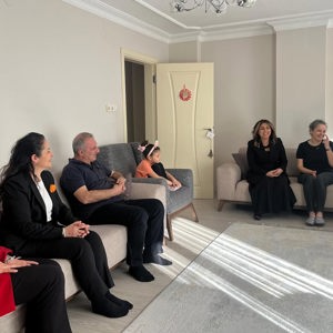 Bakanlığımız Daire Başkanları ve İl Müdürümüz, “Şefkat Kahramanlarımız” Koruyucu Ailemiz CİVELEK Ailesini Ziyaret Etti - fotoğraf 2