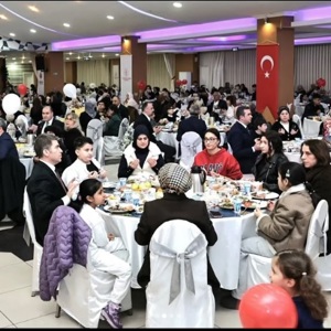 Dünya Yetimler Günü vesilesiyle kıymetli evlatlarımız ve aileleriyle bir araya geldik. - fotoğraf 3