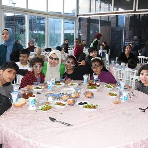 Dünya Yetimler Günü’nde Anlamlı İftar Buluşması 🌙 - fotoğraf 6