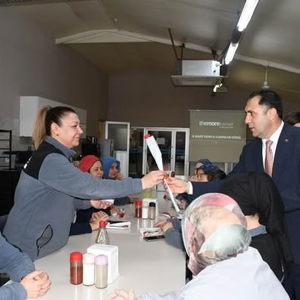 Üretimde Kadının Gücü… İl Müdürümüz İlkay Türkoğlu, ilimizde kadın istihdamına sağladığı katkılarla örnek olan ORGE Fabrikasını ziyareti - fotoğraf 3