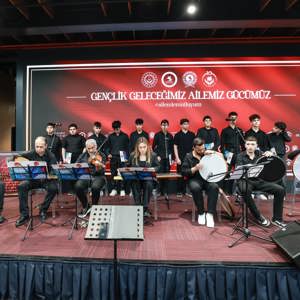 Samsun’da “Gençlik Geleceğimiz Ailemiz Gücümüz” Temalı İftar Programı - fotoğraf 3