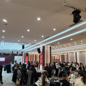 EBEVEYN KAYBI YAŞAMIŞ ÇOCUKLAR İÇİN RAMAZAN İFTAR PROGRAMI DÜZENLENDİ - fotoğraf 3