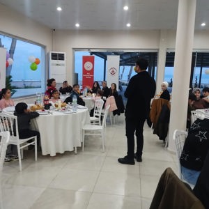 Paylaştıkça Çoğalan Bir Sofra: Dünya Yetimler Günü - fotoğraf 2
