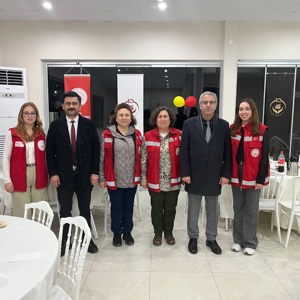 Paylaştıkça Çoğalan Bir Sofra: Dünya Yetimler Günü - fotoğraf 4