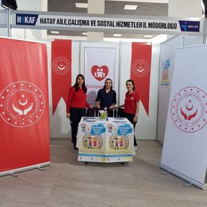 12. Hatay İnsan Kaynakları ve İstihdam Fuarında Koruyucu Aile Standı Açıldı. - fotoğraf 1