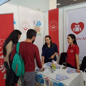 12. Hatay İnsan Kaynakları ve İstihdam Fuarında Koruyucu Aile Standı Açıldı. - fotoğraf 2