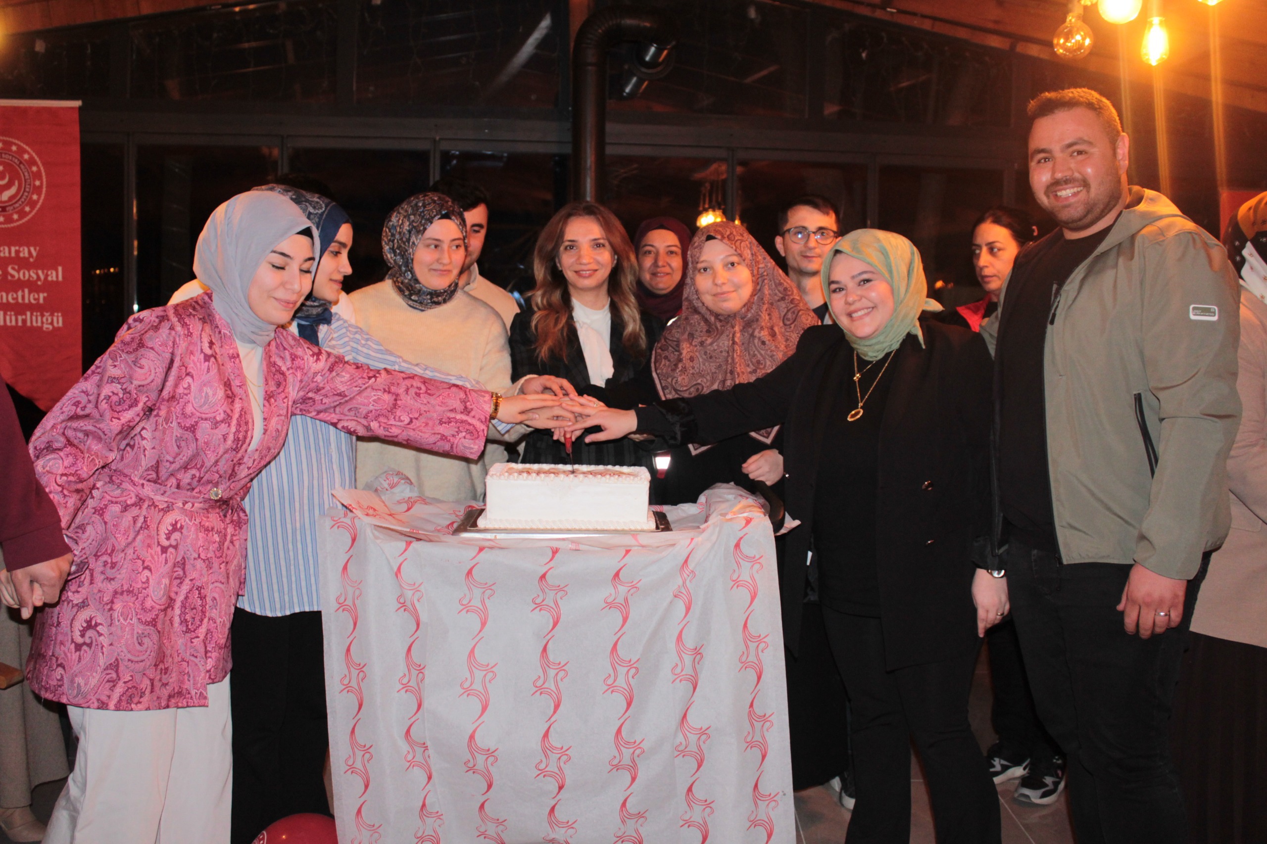 Aile ve Nüfus On Yılı Vizyonu Kapsamında Genç Çiftlere Yönelik İftar  Programı - fotoğraf 6