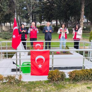 Aziz Şehitlerimizin Hatırasına Vefa: Şehit Mezarları İçin Bakım ve Onarım Seferberliği Başlatıldı - fotoğraf 1