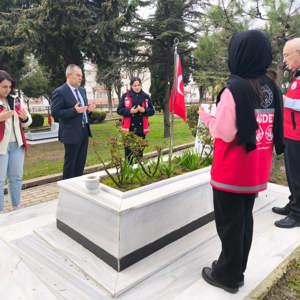 Aziz Şehitlerimizin Hatırasına Vefa: Şehit Mezarları İçin Bakım ve Onarım Seferberliği Başlatıldı - fotoğraf 2