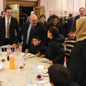 VakıfBank Ev Sahipliğinde Çocuklarımız İçin “Gönül Sofraları” İftar Programı Düzenlendi - fotoğraf 3