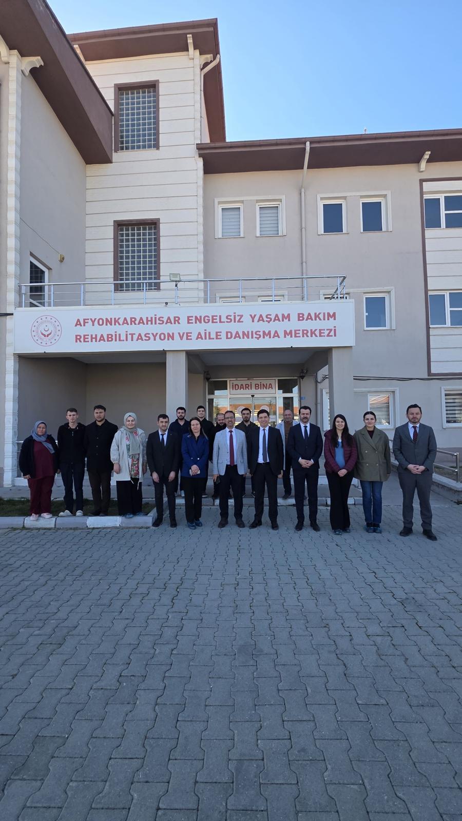 Destek Hizmetleri Daire Başkanı Engelsiz Yaşam Bakım ve Rehabilitasyon Merkezimizde