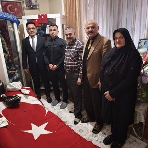 Aziz Şehit Umut Öznütepe’nin Ailesi ile İftar Programı - fotoğraf 2