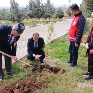 Bakanlığımız Koordinasyonunda Başlatılan ‘Aziz Şehitlerimizin Kabirlerine Vefa’ Ziyareti Gerçekleştirdik.  - fotoğraf 2