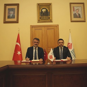 İl Müdürlüğümüz ile Fatih Sultan Mehmet Vakıf Üniversitesi Arasında Engelli Öğrencilerin Eğitim Desteğinin Artırılmasına Yönelik İş Birliği Protokolü İmzalandı - fotoğraf 1