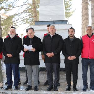 Bitlis’te Şehitlere Anlamlı Ziyaret - fotoğraf 2