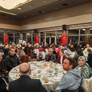 Ramazan’ın İlk İftarı Şehit ve Gazi Aileleriyle Aynı Sofrada Gerçekleştirildi - fotoğraf 4