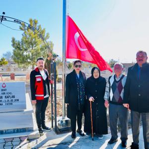 Kayseri’de Bayram Öncesi Şehit Kabirlerine Vefa Ziyareti - fotoğraf 1