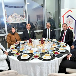 Koruyucu Ailelerimiz ve Çocuklarımızla İftar Sofrasında Buluştuk - fotoğraf 2