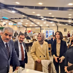 Öksüz ve Yetimler Günü’nde Anlamlı İftar Buluşması - fotoğraf 4