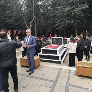 Şehitliklerde Bayram Öncesi Bakım ve Ziyaret - fotoğraf 3