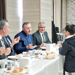Roman Vatandaşlarımızla İftar Sofrasında Buluştuk - fotoğraf 4
