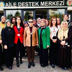 Kocasinan Aile Sosyal Destek Merkezi’nde 8 Mart Dünya Kadınlar Günü Etkinliği 🌸 - fotoğraf 4