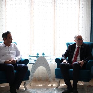 Koruyucu Aile Sümeyra–Faruk Yıldız Ailesine Bakanlık Ziyareti - fotoğraf 2