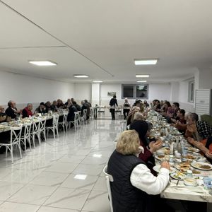 İl Müdürleri Gebze Huzurevi’nde Büyüklerle İftar Sofrasında Buluştu - fotoğraf 4