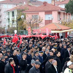 Şehit J.Uzm.Çvş. Recep ÖZMEN Törenle Defnedildi - fotoğraf 8