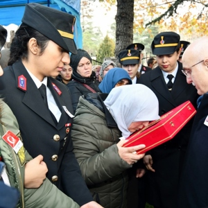 Şehit J.Uzm.Çvş. Recep ÖZMEN Törenle Defnedildi - fotoğraf 23