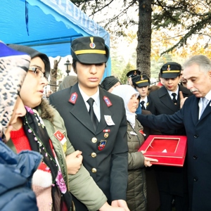 Şehit J.Uzm.Çvş. Recep ÖZMEN Törenle Defnedildi - fotoğraf 24