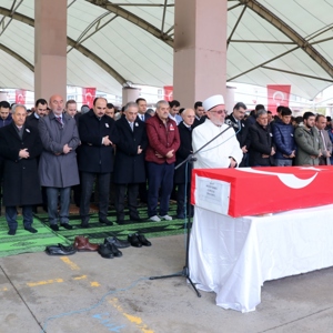Şehit J.Uzm.Çvş. Recep ÖZMEN Törenle Defnedildi - fotoğraf 26