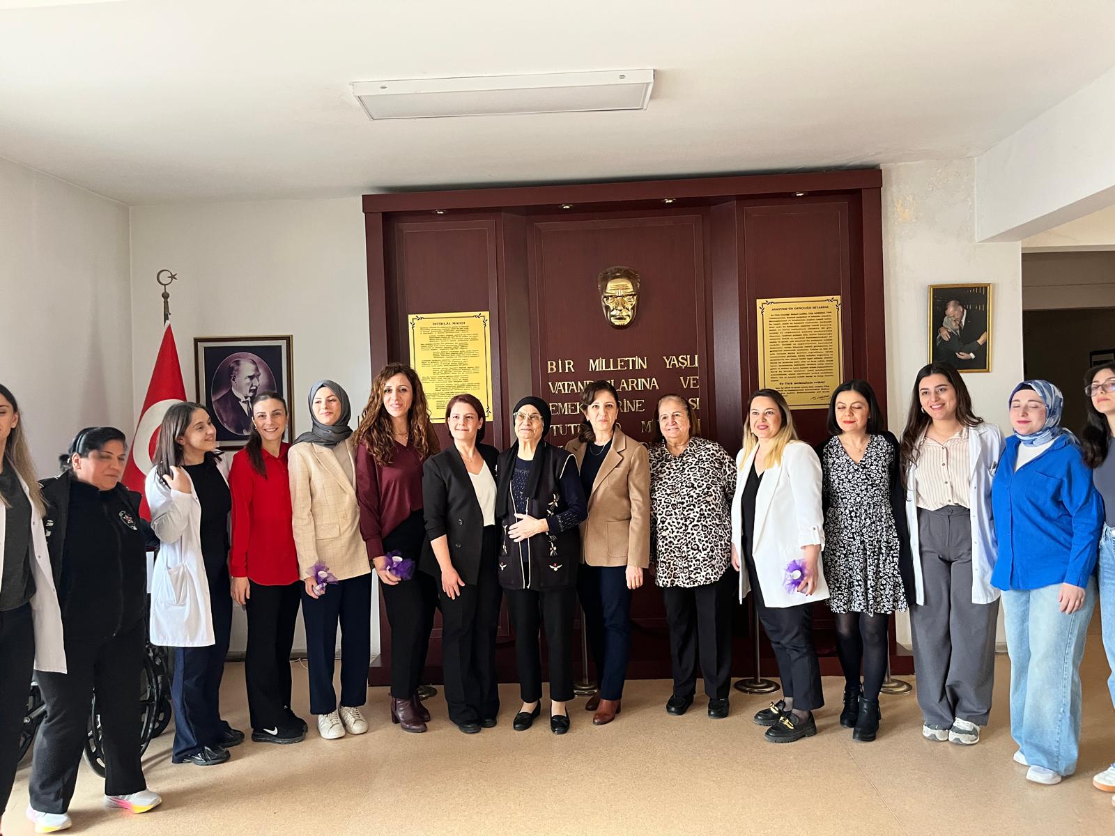 8 Mart Dünya Kadınlar Günü’nde Kocaeli Huzurevlerindeki Büyüklerimiz Ziyaret Edildi