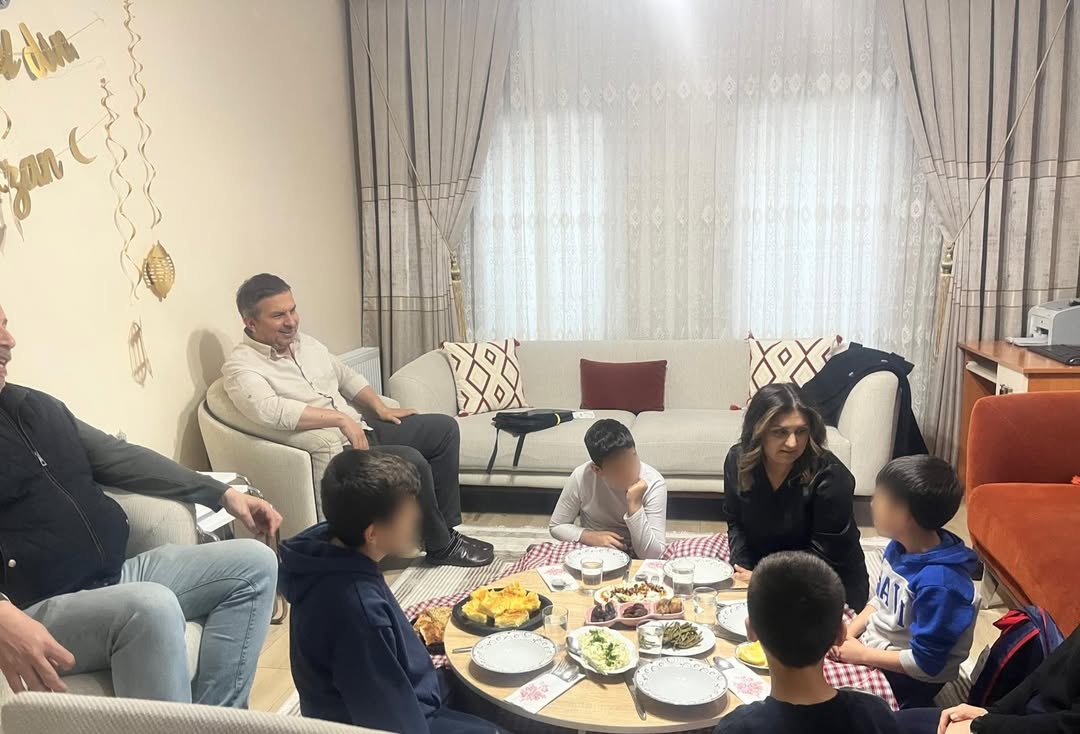İl Müdürümüz Sayın Emine BÖÇKÜN, İftar Sofrasında Çocuklarımızla Bir Araya Geldi