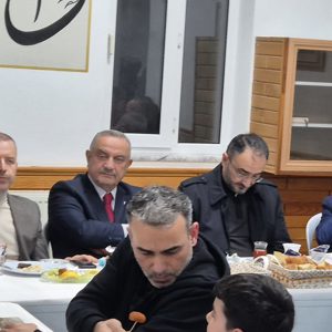 Engelleri Kur’an ile Aşan Yavrularımızın Umre Heyecanına Ortak Olduk - fotoğraf 1