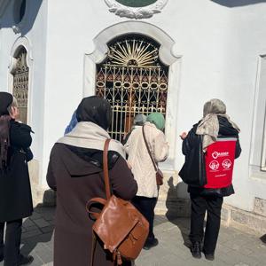 Ramazan Ayının Manevi İkliminde, Kahraman Gazilerimiz ve Değerli Şehit Ailelerimizle Birlikte Camii ve Türbe ziyareti Gerçekleştirildi - fotoğraf 1
